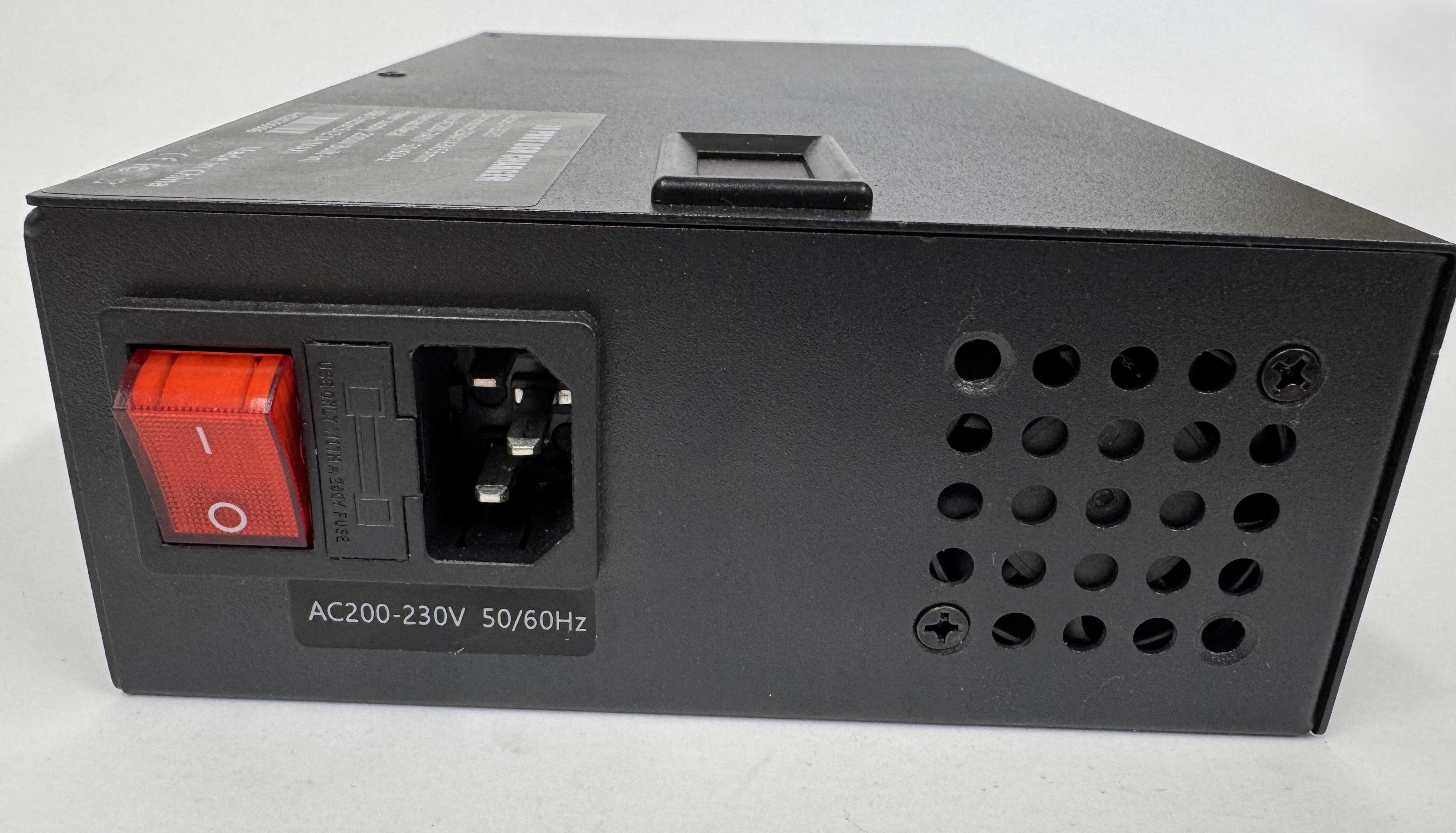 20 port USB charging station
